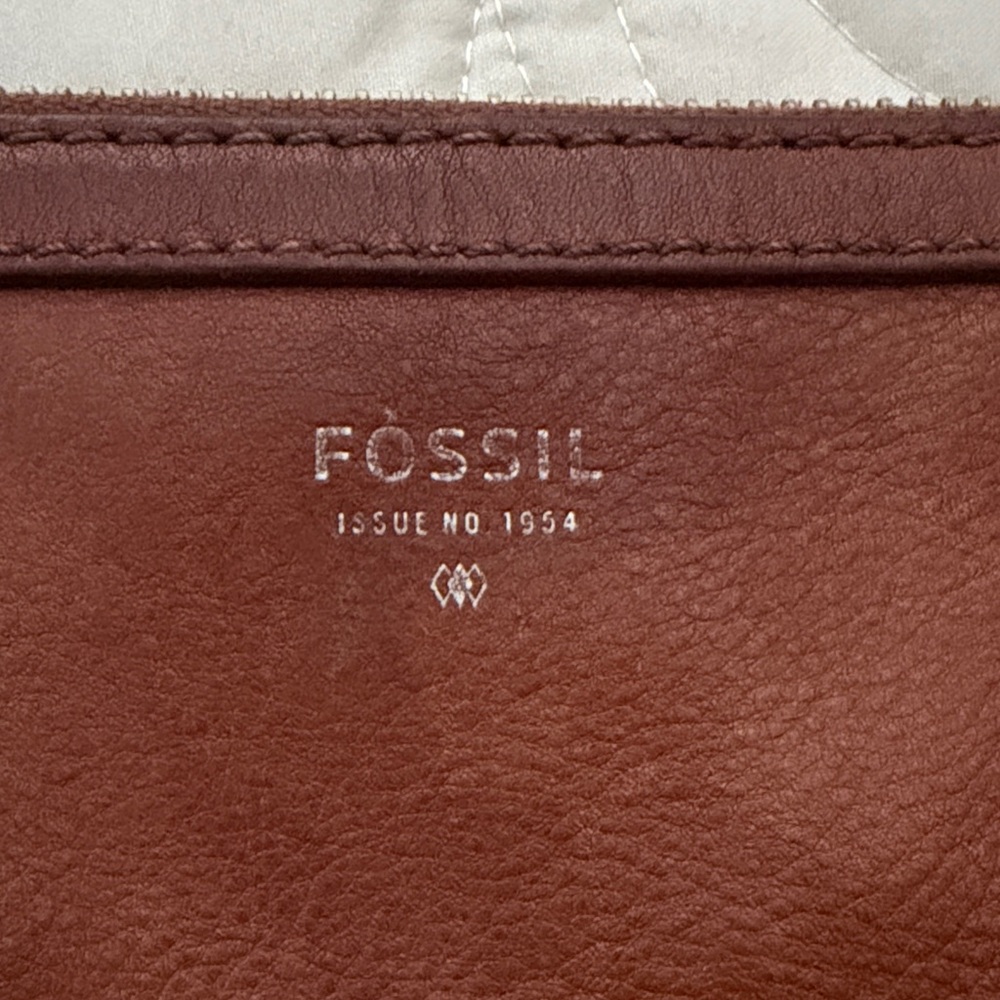 Elegant Brown Leather Tote Bag - Picture 2 of 12